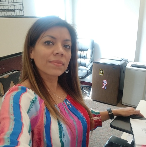 Meet your Posher, Maria - Picture 1 of 1